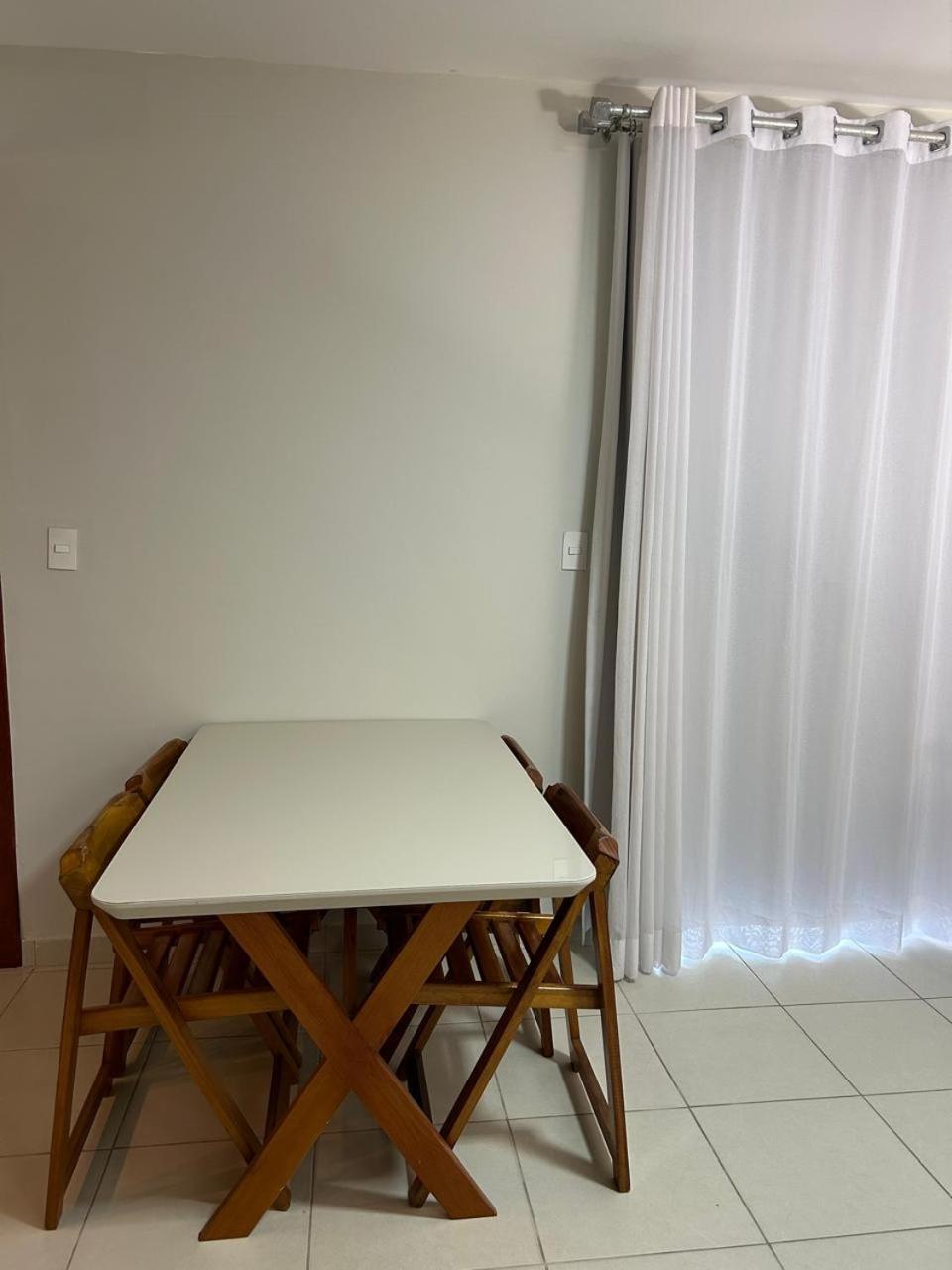 Apdadioni A Beira Mar Coroa Vermelha